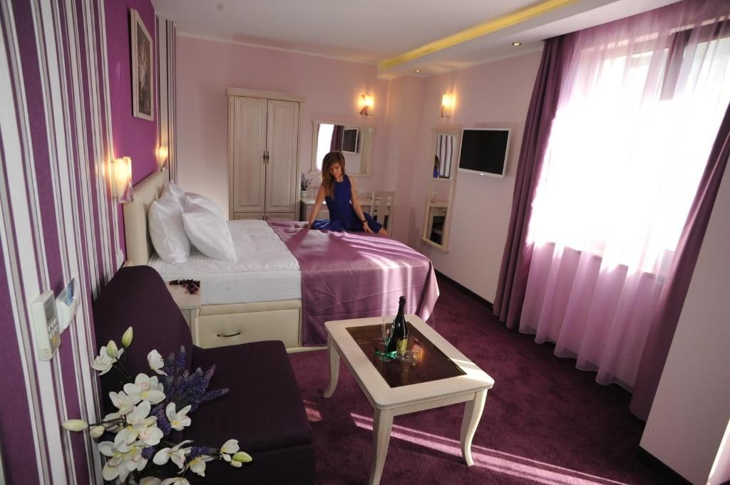 Отель Hotel Complex Aris & Adria София-51