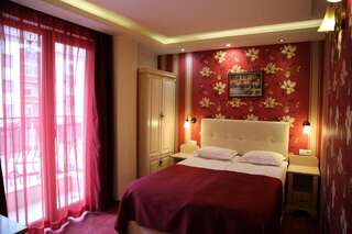 Отель Hotel Complex Aris & Adria София Стандартный двухместный номер с 1 кроватью или 2 отдельными кроватями-5