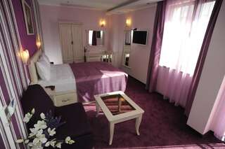 Отель Hotel Complex Aris & Adria София Двухместный номер Делюкс с 1 кроватью и балконом-11